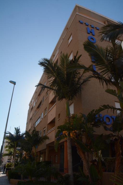 Aguilas Playa Hotel Exterior photo